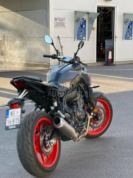 Yamaha MT 07 A2