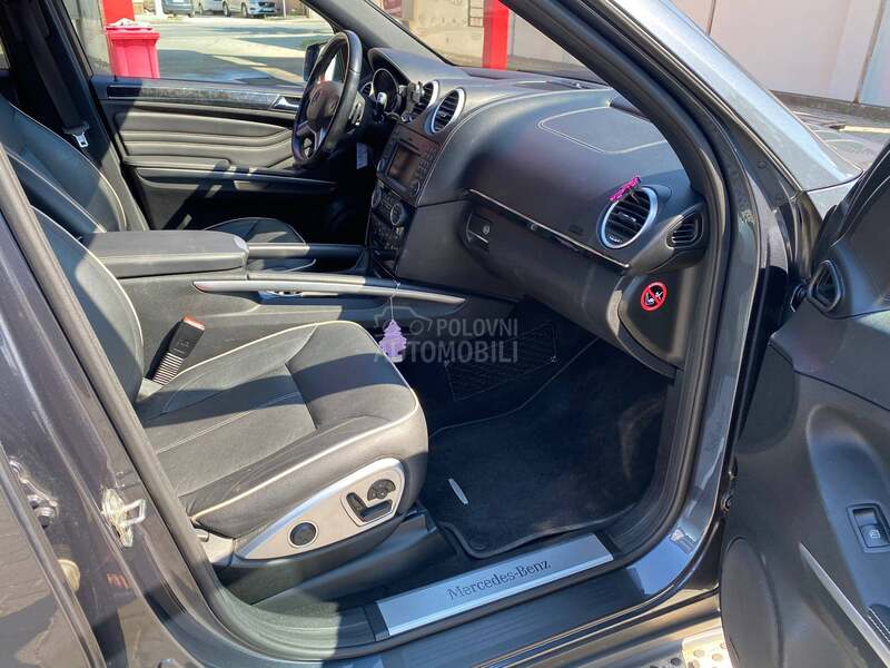Mercedes Benz ML 350 Grand Edition