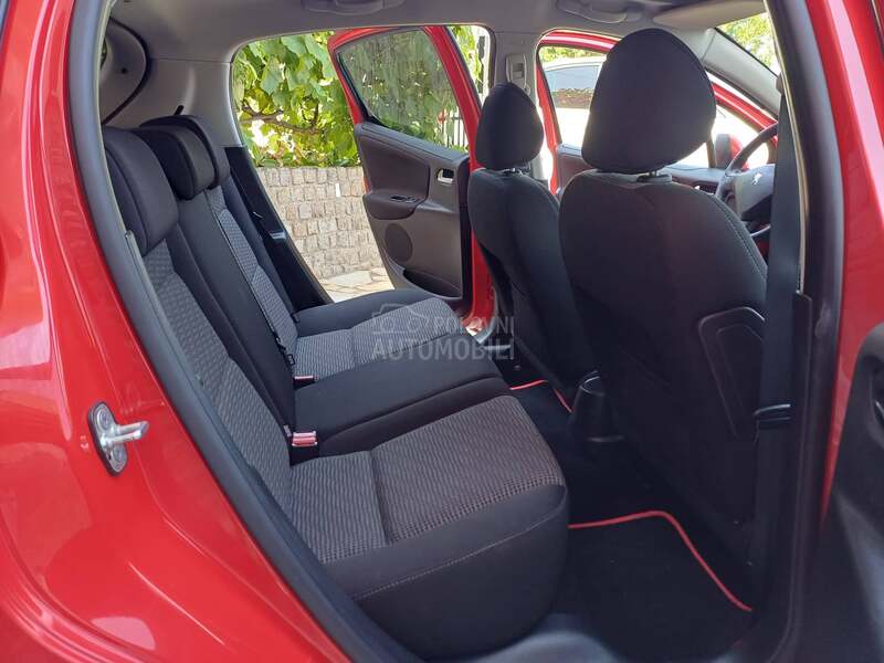 Peugeot 207 1.6 / SPORT / CH