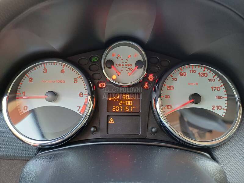 Peugeot 207 1.6 / SPORT / CH
