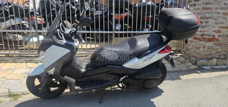 Yamaha X Max 250cc delovi