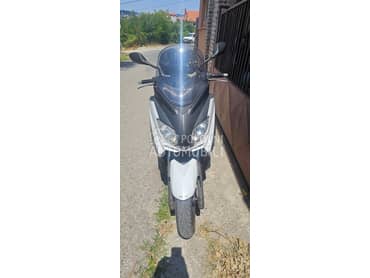 Yamaha X Max 250cc delovi