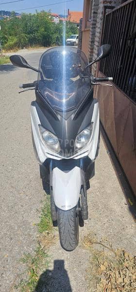 Yamaha X Max 250cc delovi