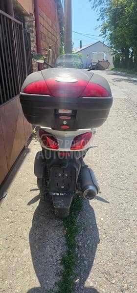 Yamaha X Max 250cc delovi