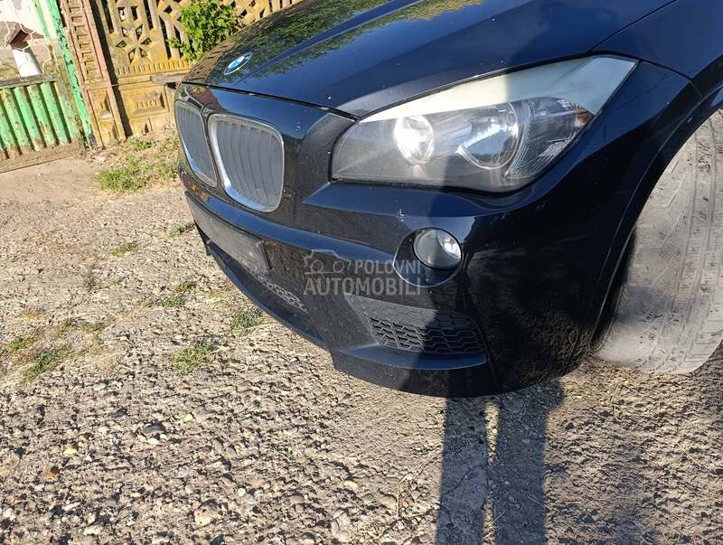 BMW X1 -  kompletan auto u delovima