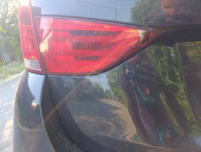 BMW X1 -  kompletan auto u delovima