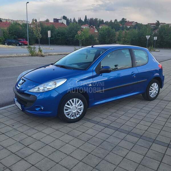 Peugeot 206 plus 