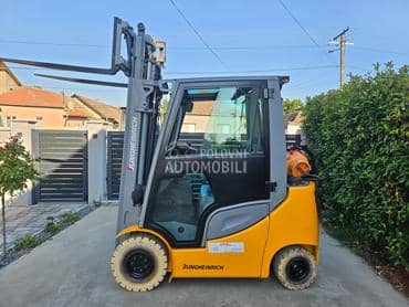 Jungheinrich TFG320s