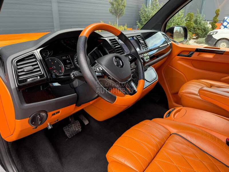 Volkswagen Multivan 