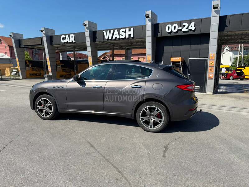 Maserati Levante 
