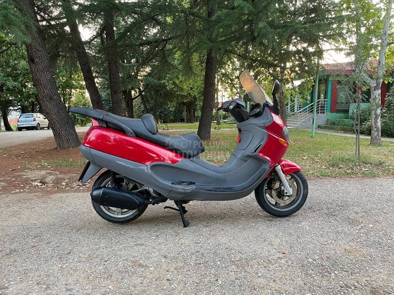 Piaggio X9 125