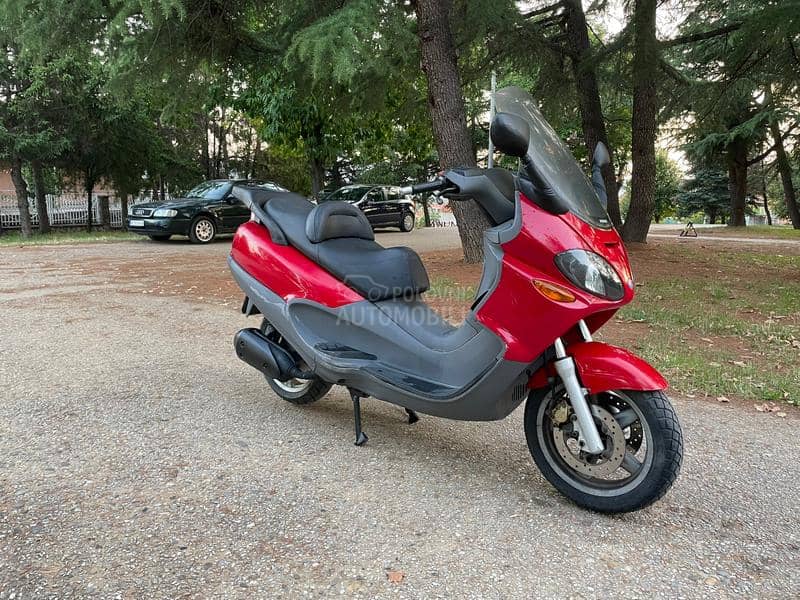 Piaggio X9 125