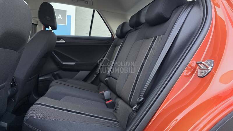 Volkswagen T-Roc 1.6TDI VIRTUAL