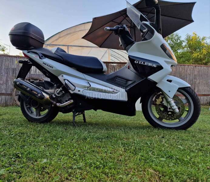 Gilera Nexus