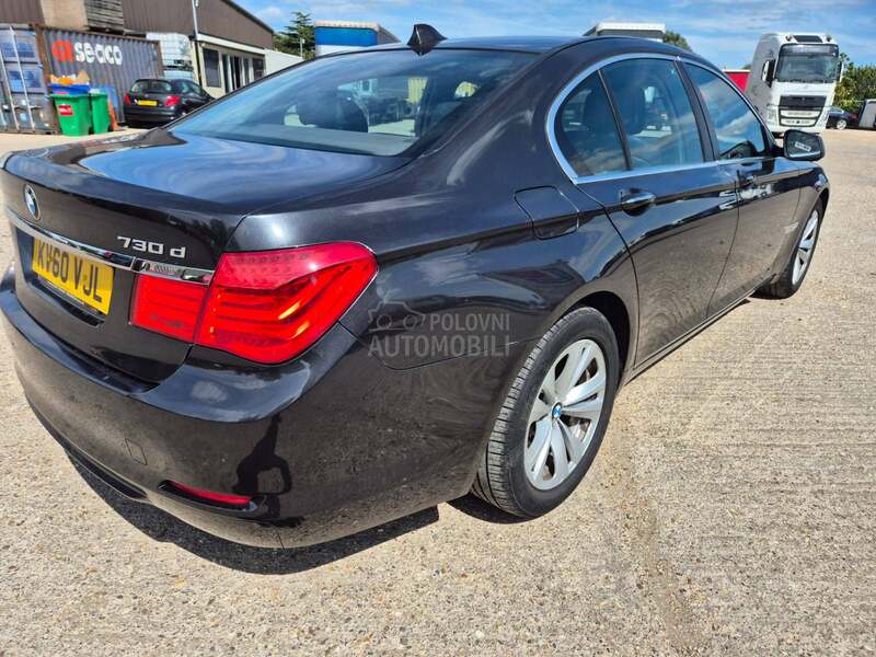 BMW Serija 7 F01 -  kompletan auto u delovima