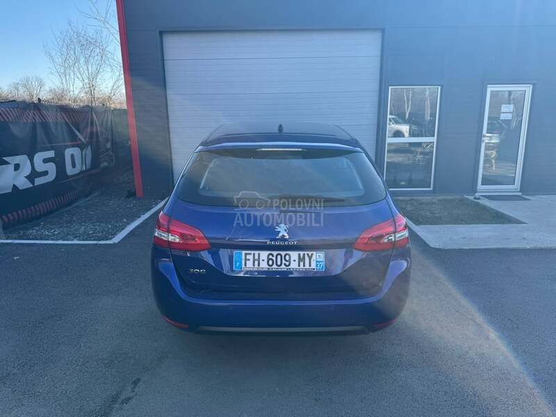 Peugeot 308 1.5 blue-HDI
