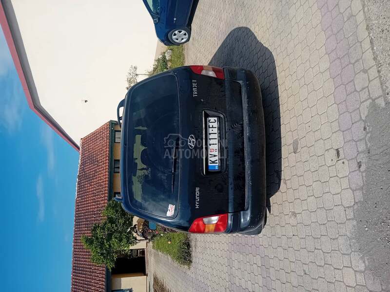 Hyundai Trajet 