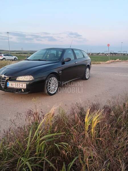 Alfa Romeo 156 