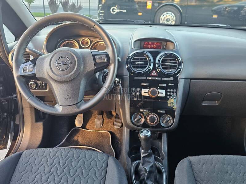 Opel Corsa D 1.2