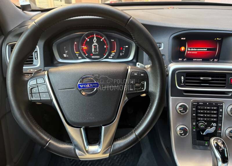 Volvo V60 Cross Country 2.0 D3 INSCRIPTION
