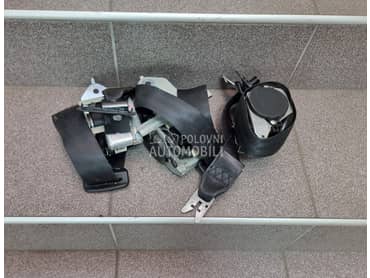 Pojasevi za Renault Latitude