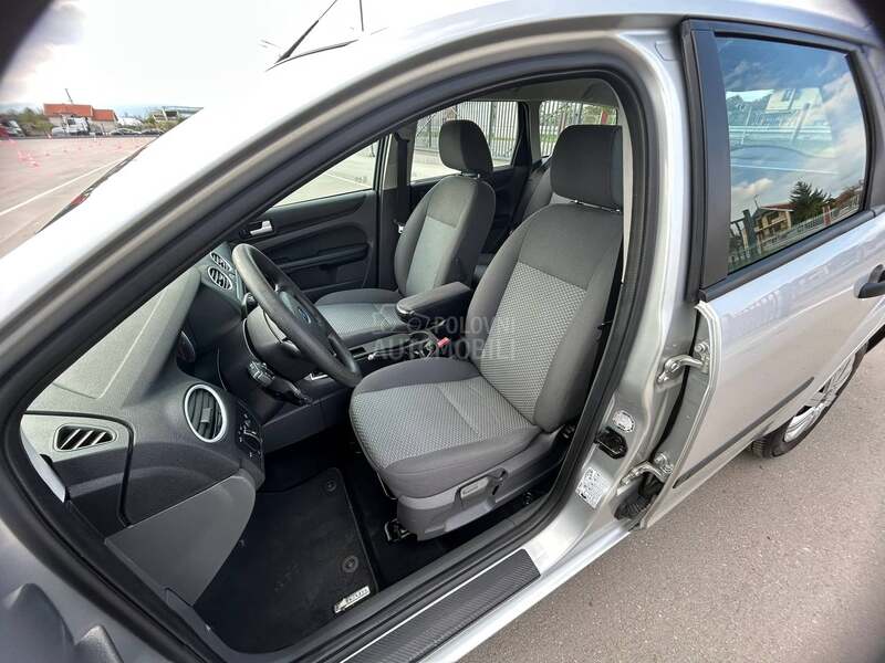 Ford Focus 1.6/P.E.R.F.E.K.T