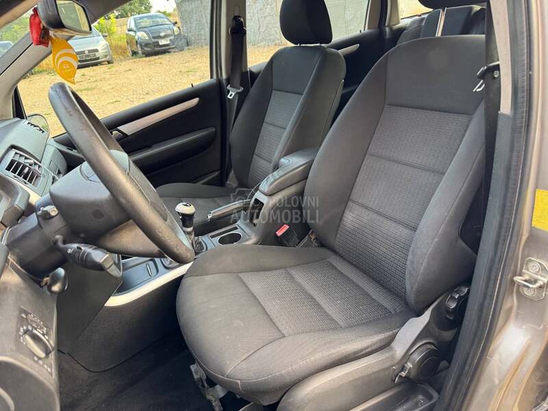 Mercedes Benz B 200 0dlican auto