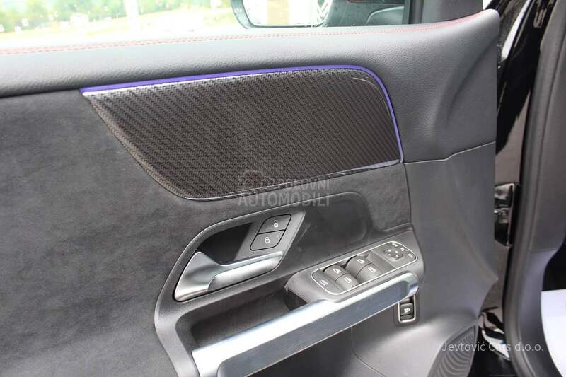 Mercedes Benz GLB 200 d 4 MATIC
