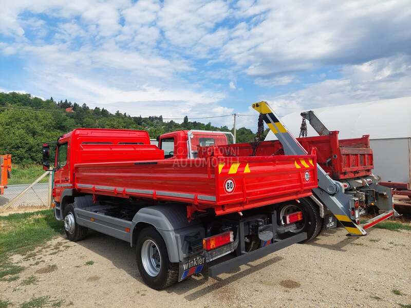 Scania P270 podizac kontejnera