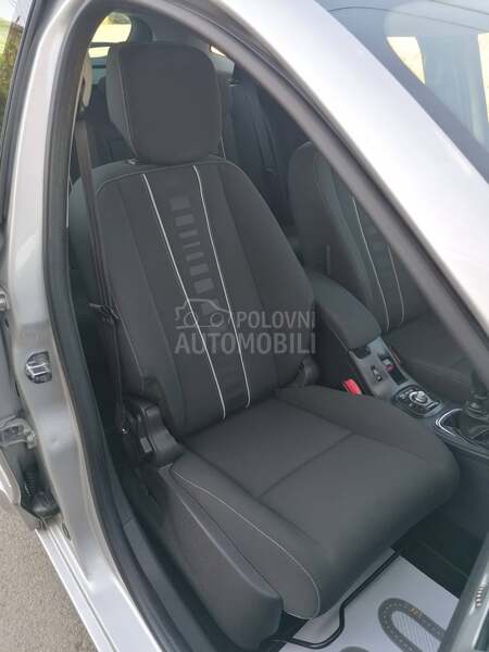 Renault Megane 1.4i DYNAMIQUE CH