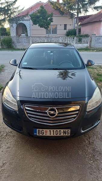 Opel Insignia Kupljen nov u Srbiji