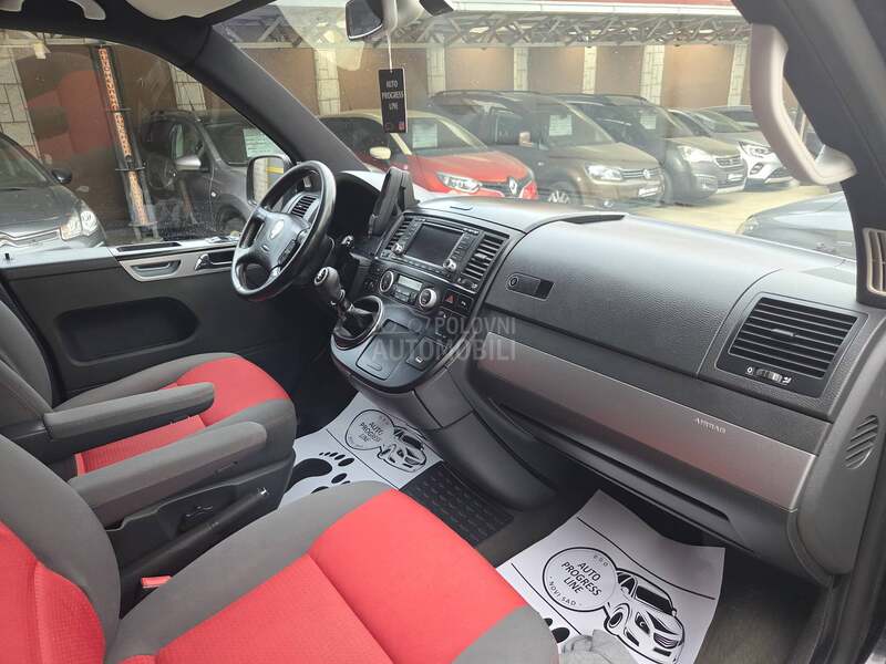 Volkswagen Multivan 2.5TDI/MULTIVAN
