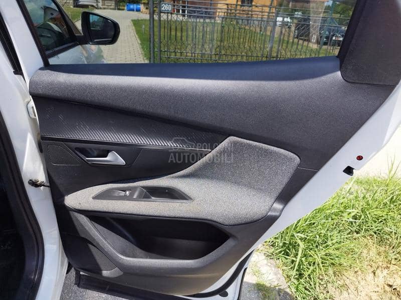 Peugeot 3008 1.6 HDI