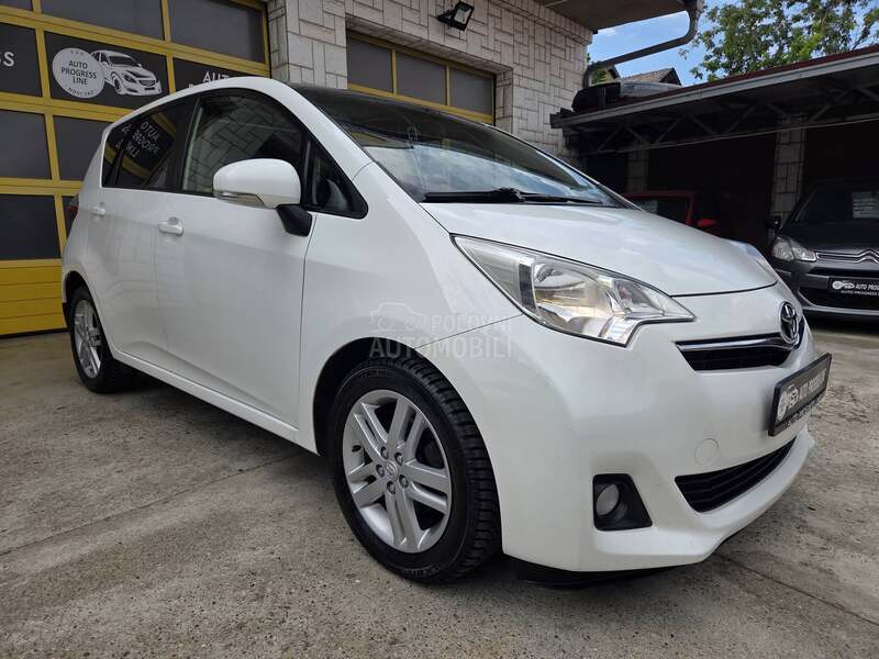 Toyota Verso-S 1.4D4D/NAV/CAM