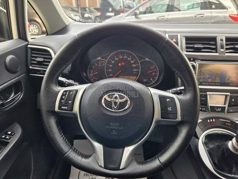Toyota Verso-S 1.4D4D/NAV/CAM