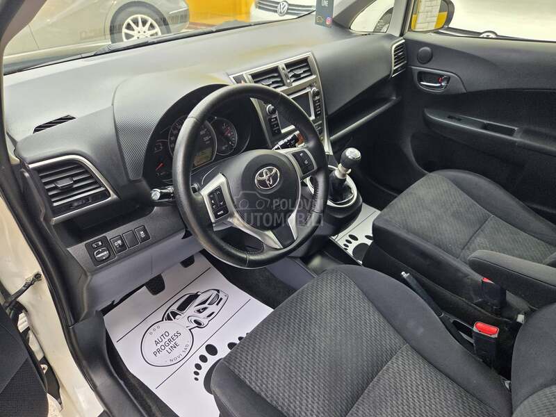 Toyota Verso-S 1.4D4D/NAV/CAM