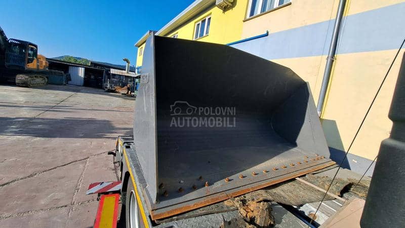 Volvo utovarna kašika 2500 mm