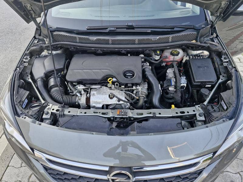 Opel Astra K 1.6cdti led NA VI