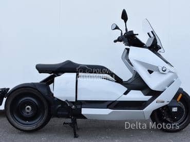BMW CE 04