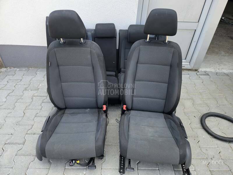 golf karavan enterijer