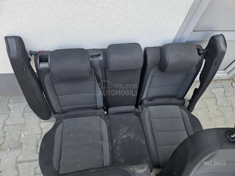 golf karavan enterijer