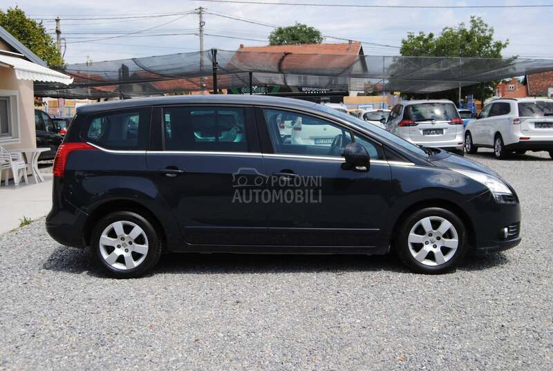 Peugeot 5008 1,6 HDI