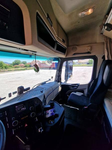 Mercedes Benz ACTROS 1848