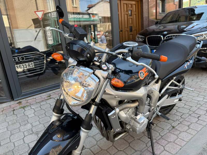 Yamaha FZ6 N FZ 6 CH TOP