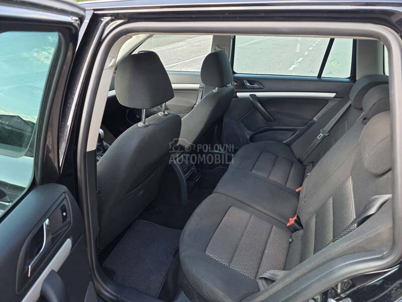 Škoda Octavia S C O U T