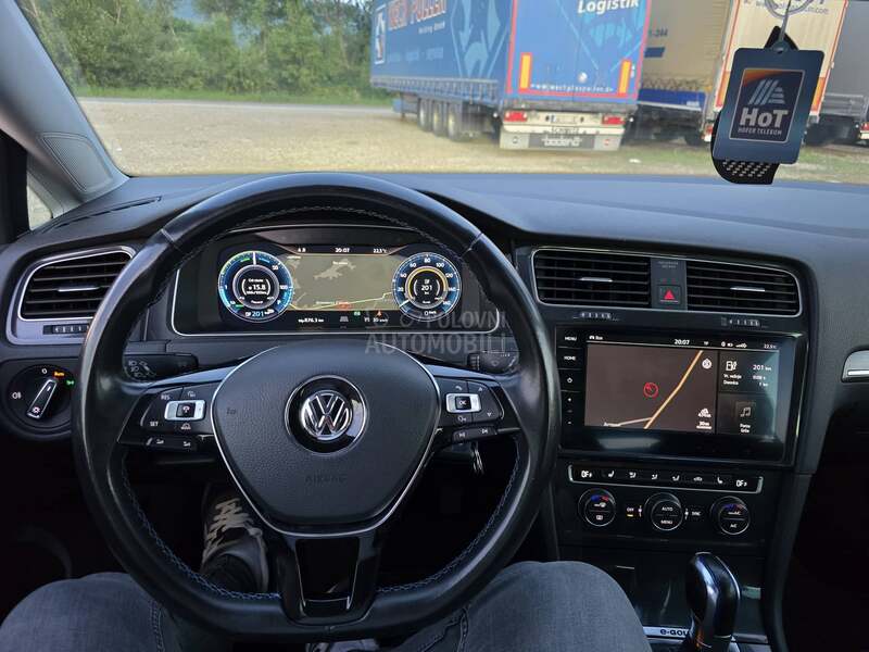Volkswagen Golf 7 e-golf
