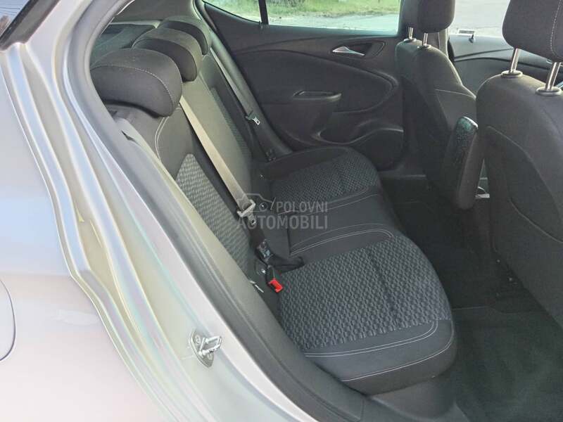 Opel Astra K FABRIKA