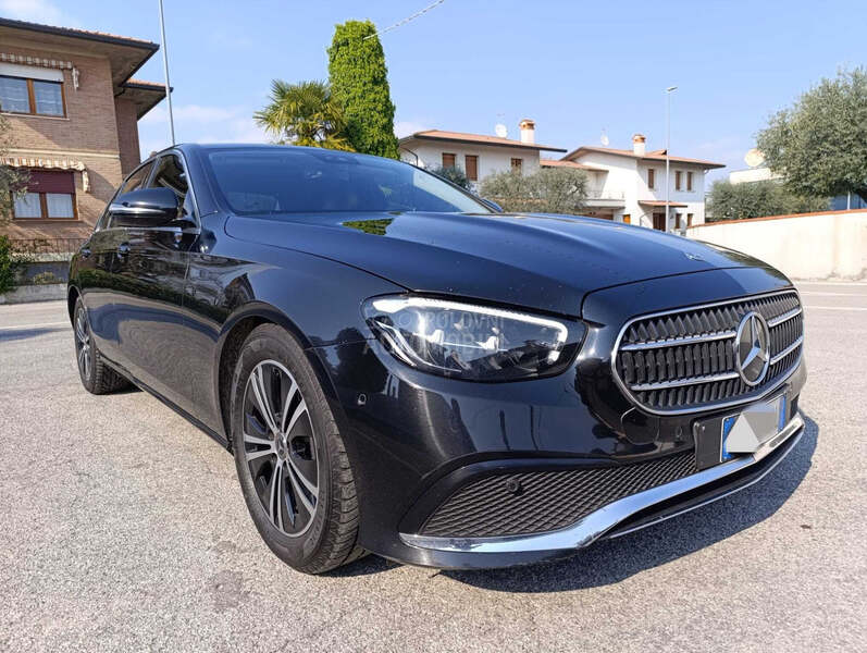 Mercedes Benz E 220 