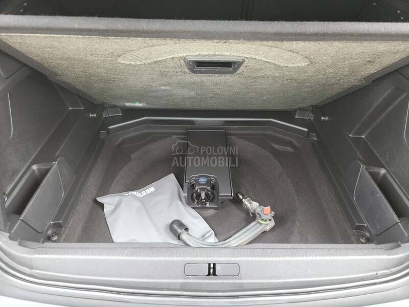 Peugeot 3008 1.5 BLUEHDI EAT8