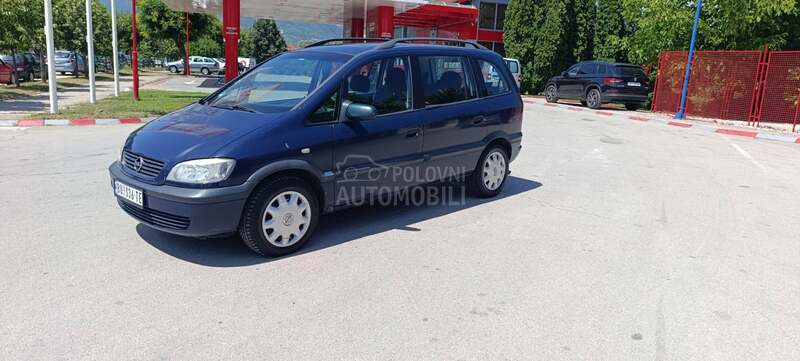 Opel Zafira 